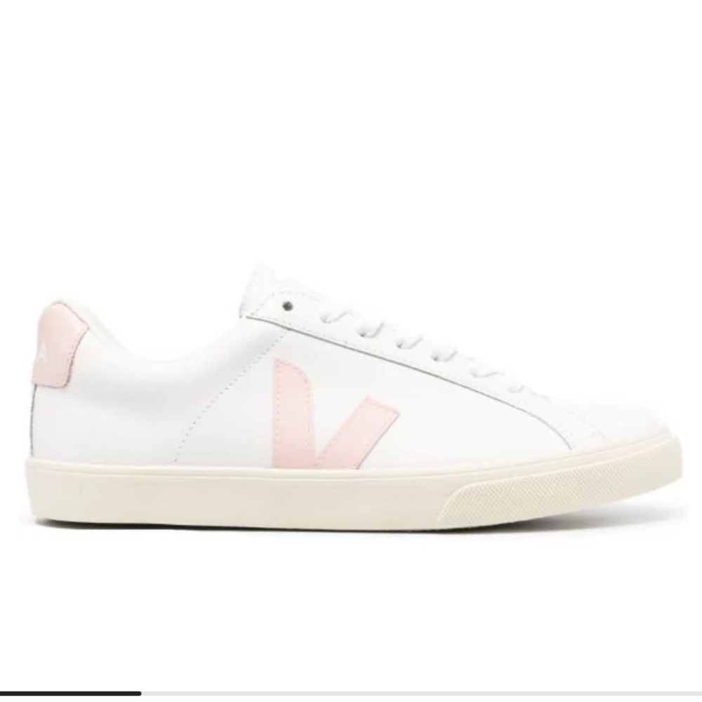 NEW VEJA Chromefree leather sneaker